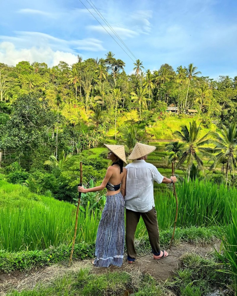 melis sandal ile mustafa sandal in bali pozlari begeni topladi